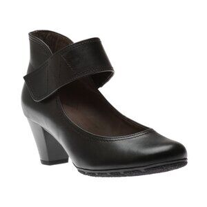 Gabor Mary Jane Hovercraft Pump Size UK 9.5 / US 12